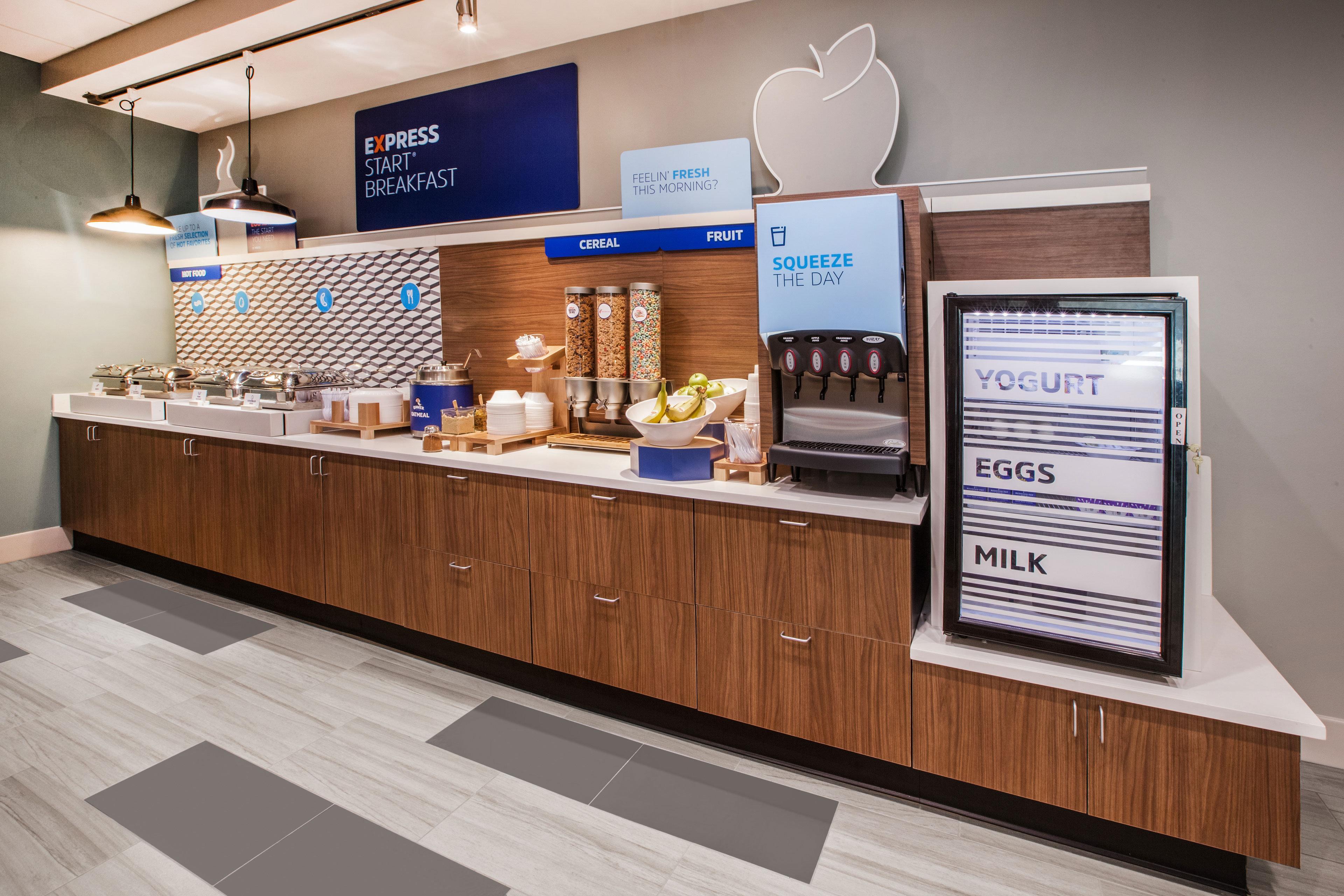 Holiday Inn Express Detroit-Warren/General Motors Technology Center By Ihg Dış mekan fotoğraf