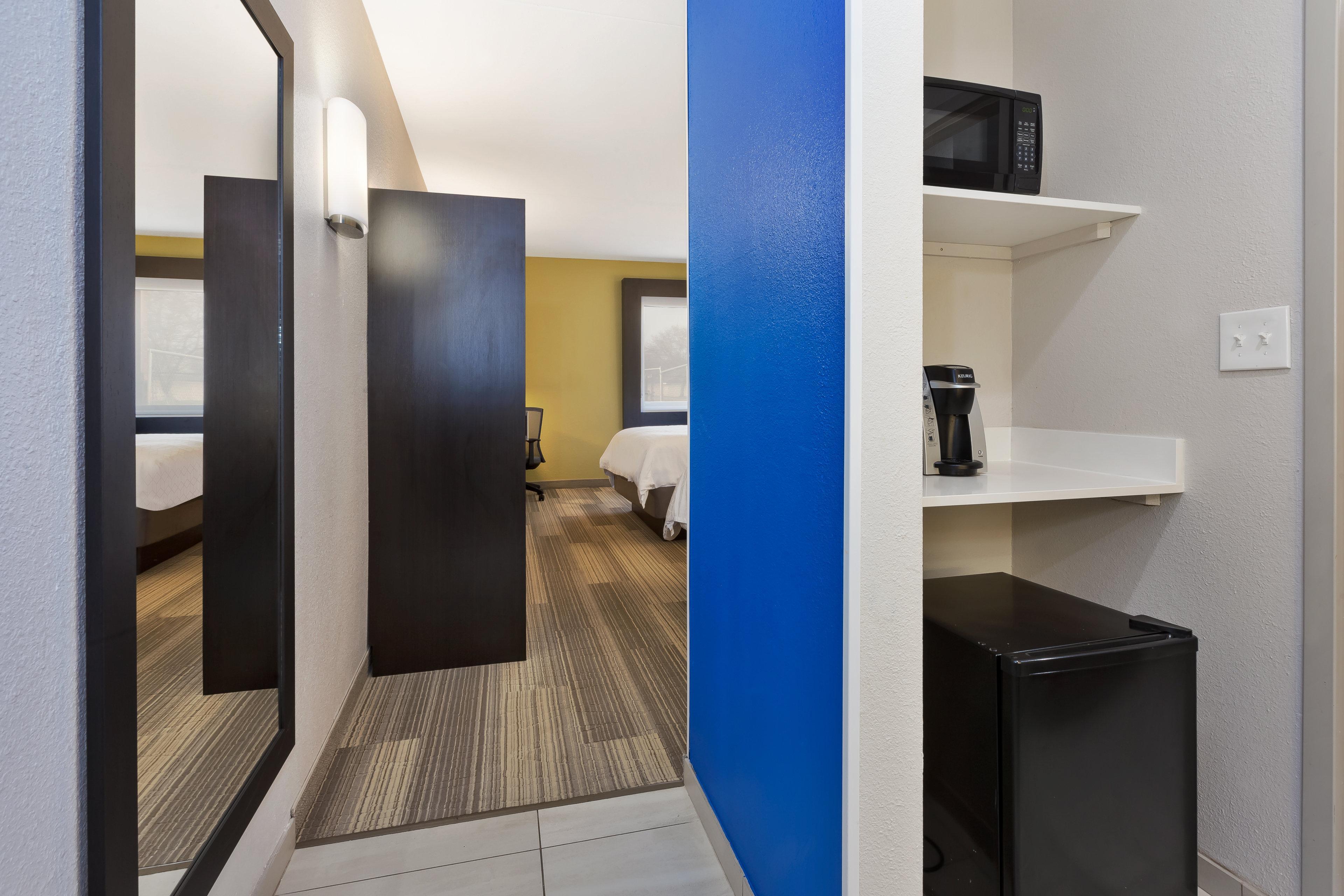 Holiday Inn Express Detroit-Warren/General Motors Technology Center By Ihg Dış mekan fotoğraf