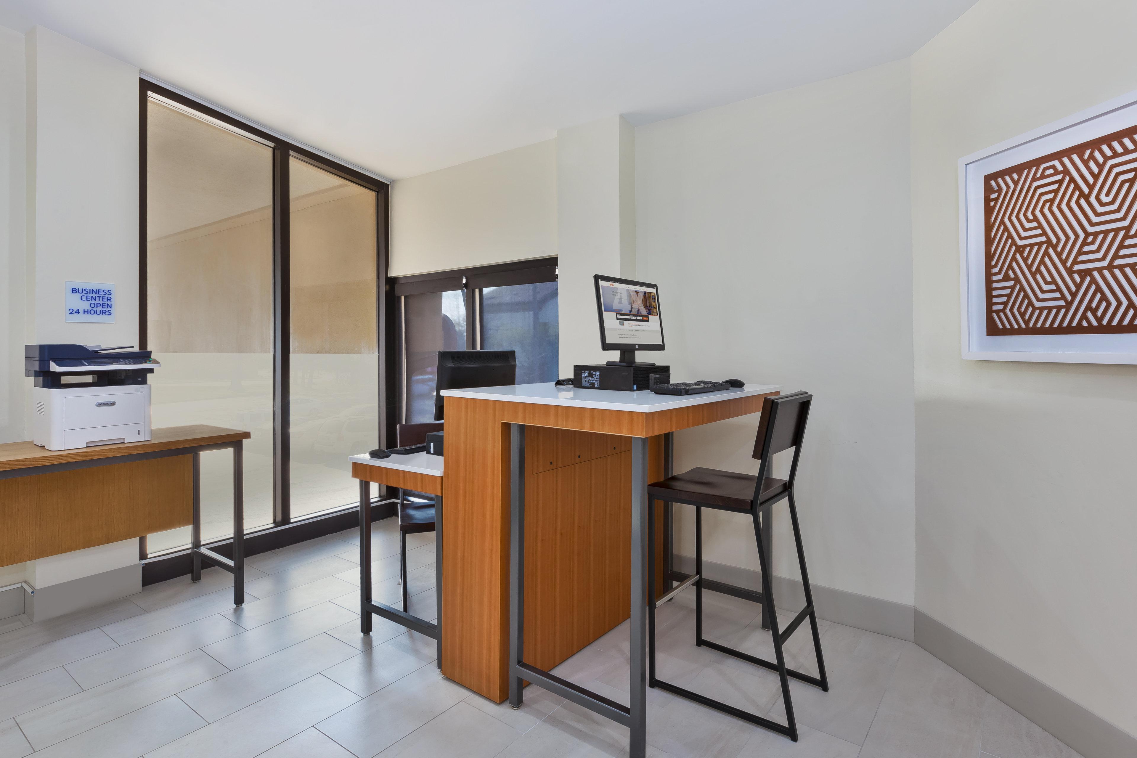 Holiday Inn Express Detroit-Warren/General Motors Technology Center By Ihg Dış mekan fotoğraf