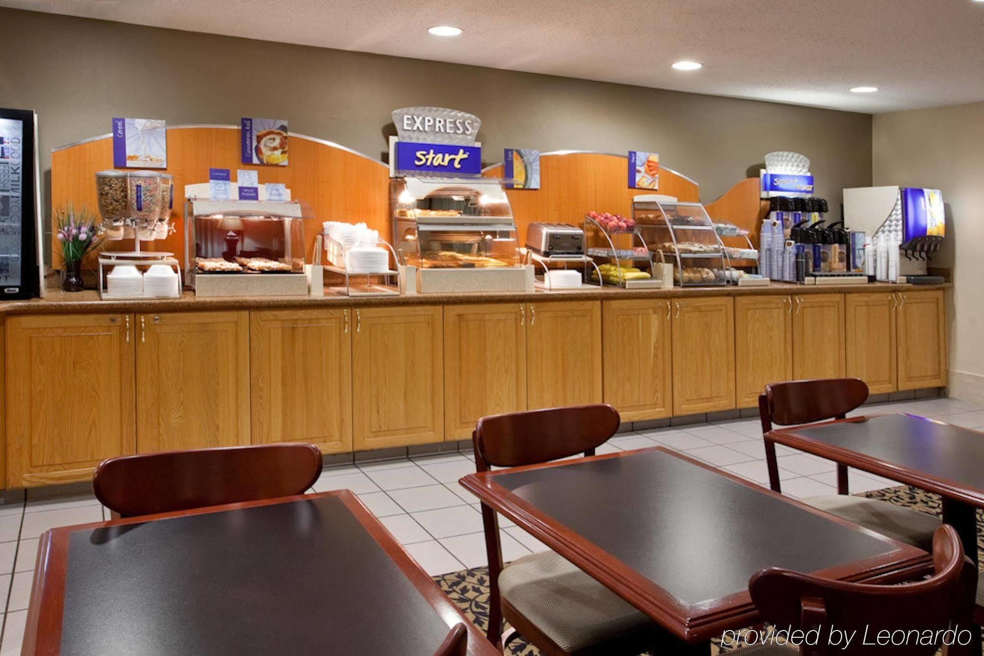 Holiday Inn Express Detroit-Warren/General Motors Technology Center By Ihg Restoran fotoğraf
